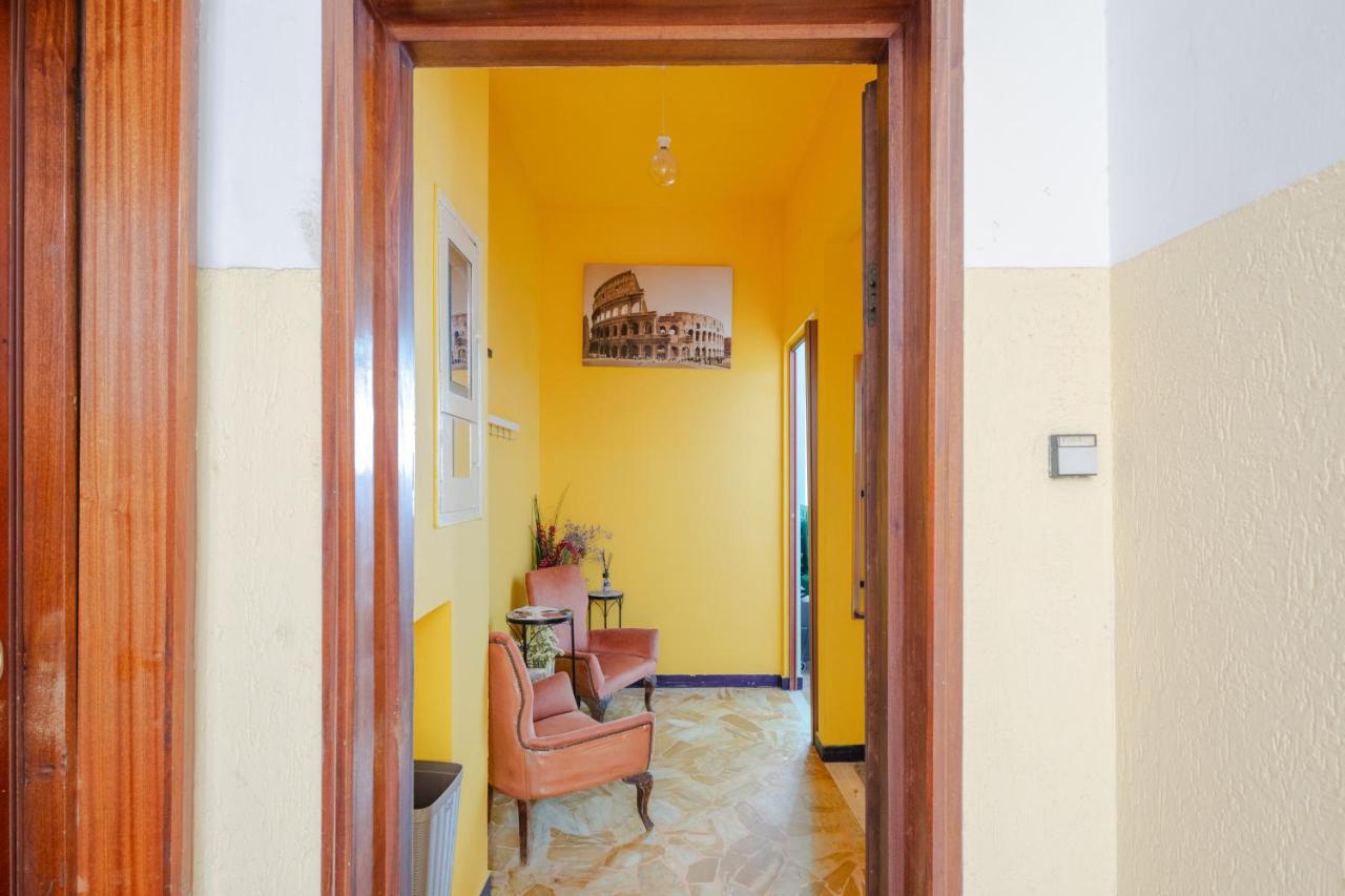 House Of Colours In Marconi, Apartment Rom